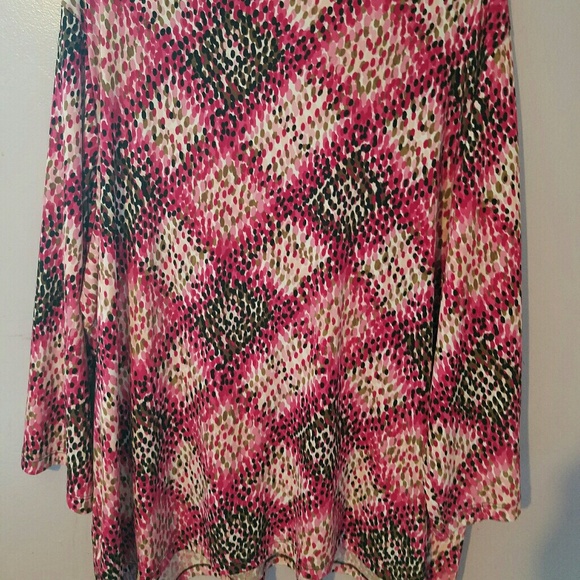 Shirt - Picture 3 of 4